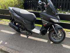 Aprilia SXR 50 moped klass...