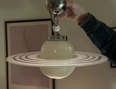 Saturnus-lampa