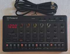 Roland T-8 "Beat Machine"