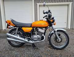 Kawasaki H2  750cc 3-cylind...