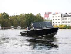 Powerboat 520 DC / Mercury...