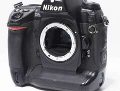 Nikon D2X - 0207027347