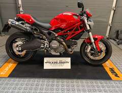 Ducati Monster 696 "Billig...