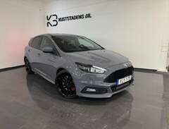 Ford Focus ST Powershift ST...