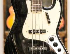1969 Fender Jazz Bass refin...