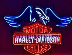 Ny neonskylt Harley Davidso...