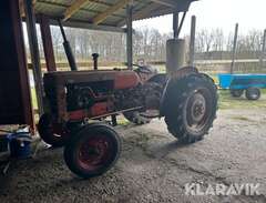 Traktor Volvo BM T 425 Krabat