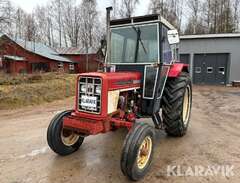 Traktor International 674