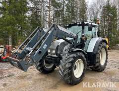 Traktor Valtra N142 , med f...
