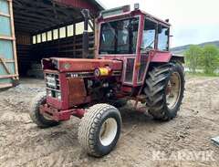 Traktor International 946