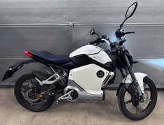 El-moped  "Super Soco - 2018"