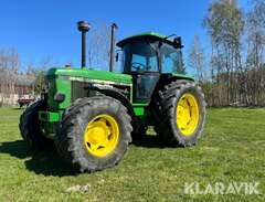 Traktor John Deere 3640