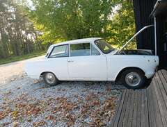 Ford Cortina 1200 Deluxe 2-...