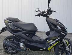 Yamaha Aerox Naked 2013
