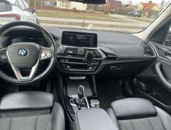 BMW X3 XDrive30e  back Kamra