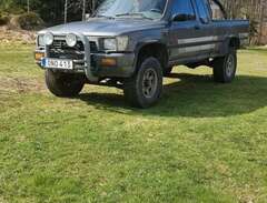 Toyota Hilux Extra Cab 2.4 4WD