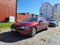 Volvo S60 2.5T AWD Business...