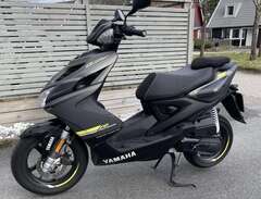Moped Yamaha Aerox 4 2020