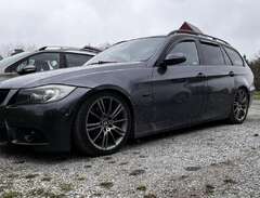 BMW 330 i Touring Comfort,...