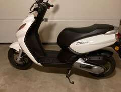 PEUGEOT Kisbee 2020 moped k...