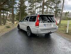 Volvo V70 D5 AWD Momentum E...