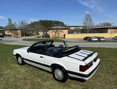 Ford Mustang Cabriolet LX 2...