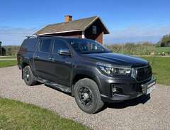 Toyota Hilux Ultimate Dubbe...