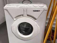 Liten tvättmaskin Kenny.