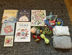 Bebisleksaker + böcker