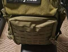 Ryggsäck i militär stil för...