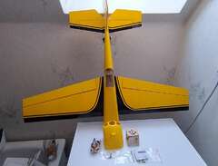 Modellflygplan Edge 540 94cm