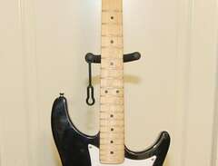Behringer Stratocaster Elgi...