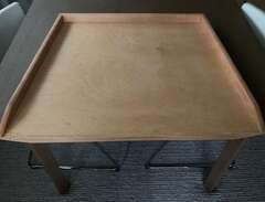 Bakbord trä med stödkant