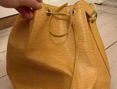 Louis Vuitton Noe bag gul
