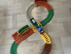 leksak-tåg-Thomas med vännerna
