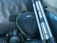 Nikon D3000 + Tamron 18-200...