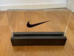 Nike skylt