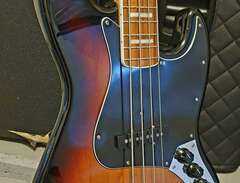 Fender 70's Vintera Jazzbas