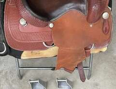 Handmade reining saddle