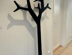Fint Swedese tree Black 194 cm