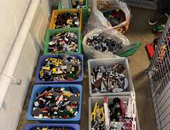 Lego - Över 50kg från olika...