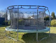 Oval trampolin/studsmatta f...