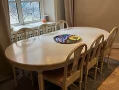 Gustavianskt matbord+6 stol...