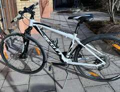 Scott hybrid cykel Sportste...