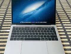 MacBook Pro 13', 16GB Ram/2...