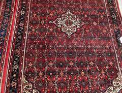 Äkta handknuten persisk matta