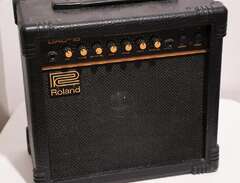 Roland DAC-15 Gitarrförstär...
