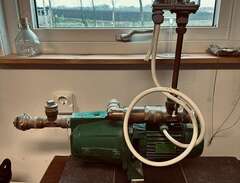Hydrofor pump med tank