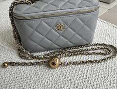 Chanel leather Vanity väska
