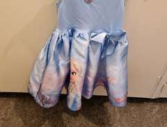 Elsa klänning storlek 110-116